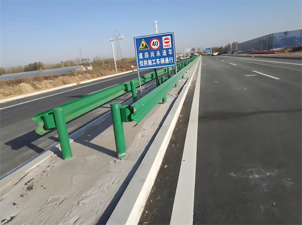 阜阳公路护栏守护安全横跨多个行业的应用